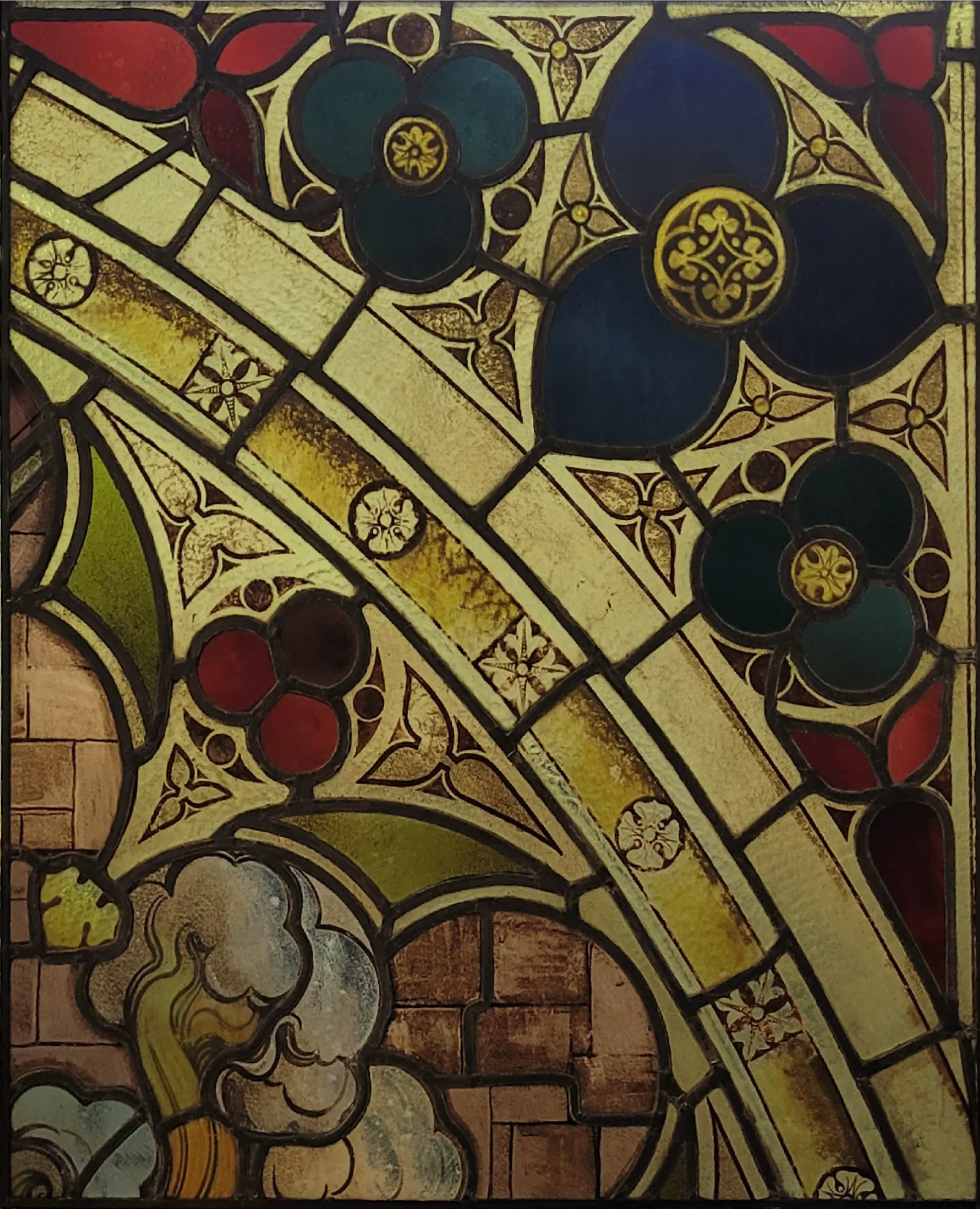 Kerkraam gotische quatrefoils