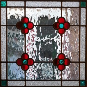 Glas in lood ontwerp model patroon bloemen ondoorzichtig figuurglas waterglass blank rood groen stainedglass window raamhanger